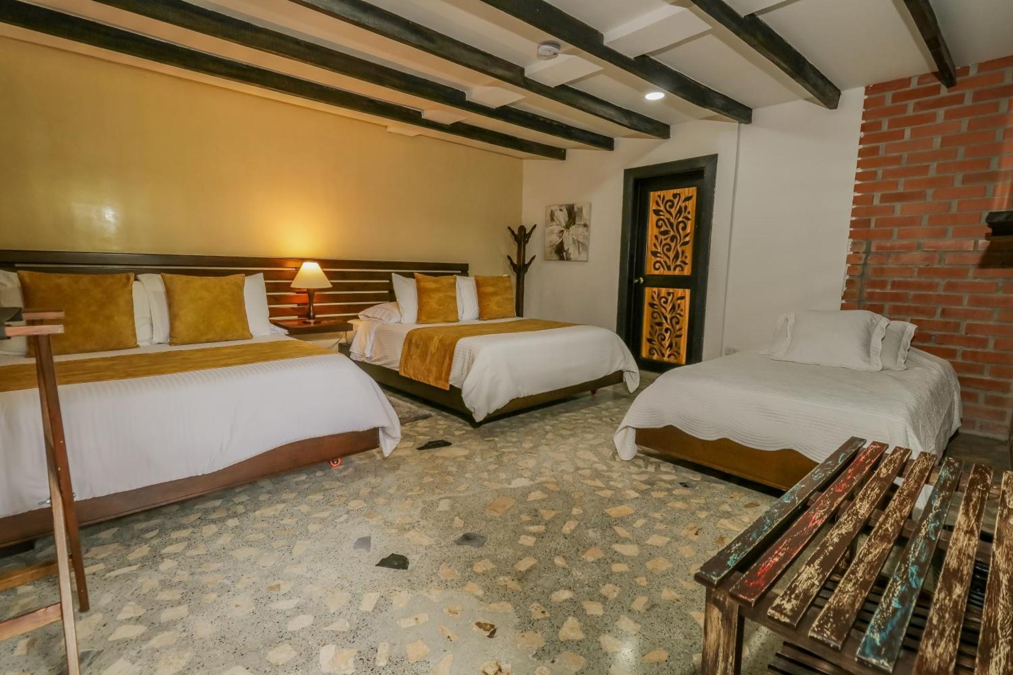 Hotel Visperas Santa Rosa de Cabal Rom bilde